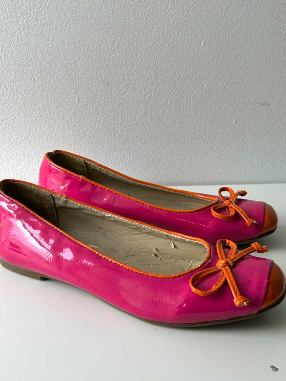 Pink and orange ballet flats in patent leather - Picture 4 of 6